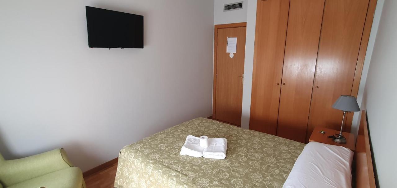 Rooms Suite Planetario Madrid Luaran gambar